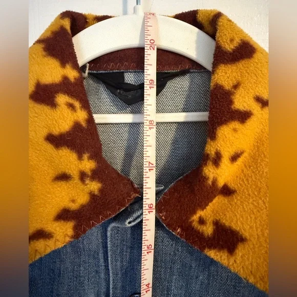 Vintage Western Jean Jacket with Fleece Horse Print and Patterned Sleeves, XS - Picture 3 of 6